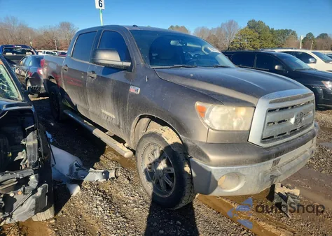 2013 Toyota Tundra Crewmax Sr5 из США, поврежденный, VIN 5TFDW5F10DX310885